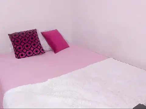 Snapshot of sarasweet_4 chatting on September 2025 03:39:01 PM sarasweet 4 online show from September 2025 03:39:01 PM