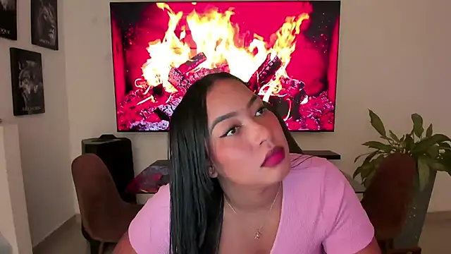 Snapshot of brunetenikole02 chatting on October 2025 02:08:01 AM brunetenikole02 online show from October 2025 02:08:01 AM