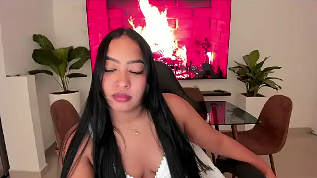 Snapshot of brunetenikole02 chatting on February 2026 03:29:02 AM brunetenikole02 online show from February 2026 03:29:02 AM