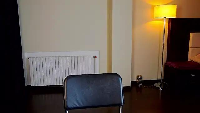 Snapshot of Friend12321 chatting on February 2025 05:16:01 AM Friend12321 online show from February 2025 05:16:01 AM