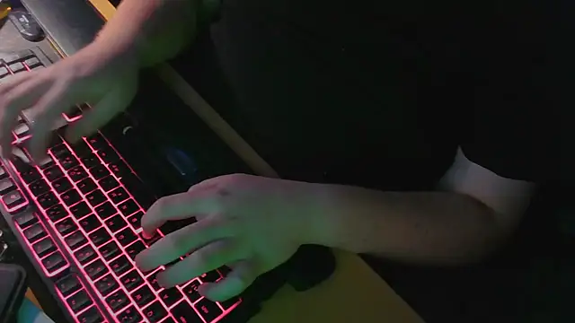 Smallcock22 online show from February 2026 04:18:01 PM