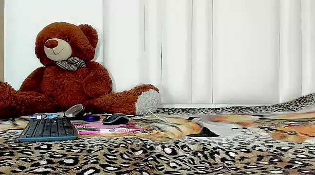 Snapshot of megann_williams chatting on February 2025 06:51:02 PM megann williams online show from February 2025 06:51:02 PM