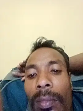 Snapshot of Lent_Medium chatting on October 2025 05:35:02 PM Lent Medium online show from October 2025 05:35:02 PM