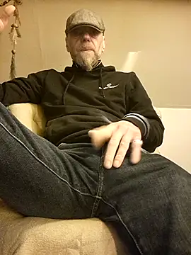 eddouxxx78 online show from February 2026 07:40:01 AM