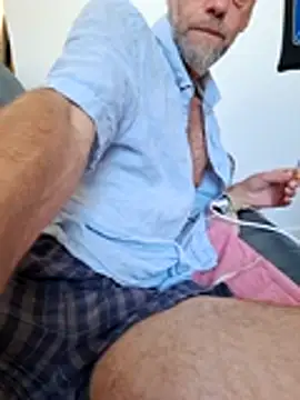 Snapshot of eddouxxx78 chatting on June 2026 03:11:02 PM eddouxxx78 online show from June 2026 03:11:02 PM