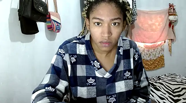 angelamarie1 online show from February 2025 01:14:02 PM