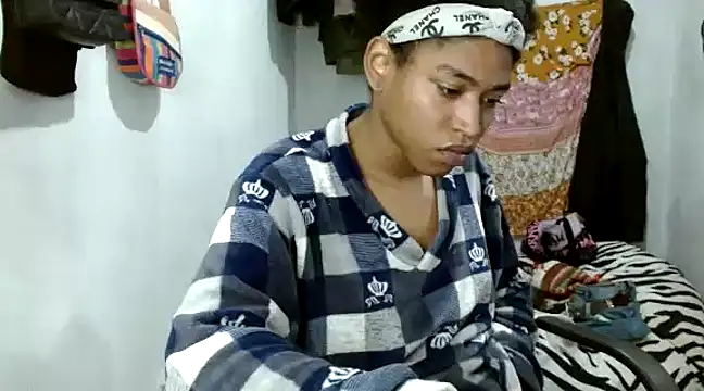 angelamarie1 online show from March 2025 11:23:01 AM