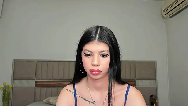 Sierra Halle online show from January 2026 08:44:01 PM