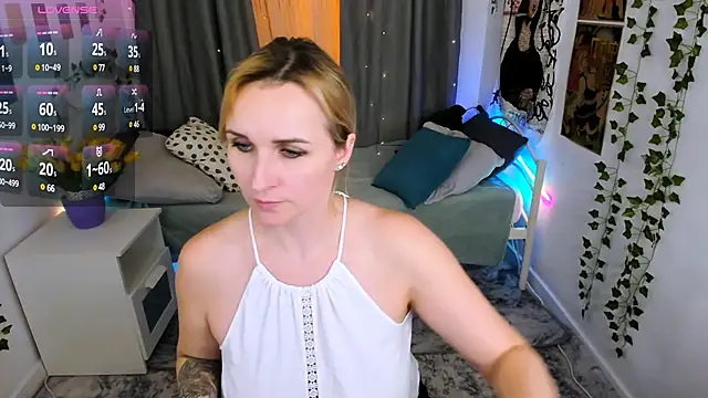 Karinella x online show from March 2025 09:12:02 PM