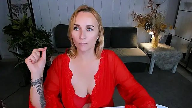 Karinella x online show from September 2025 10:35:01 PM