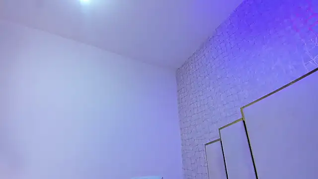 Snapshot of paola_rodriguez chatting on February 2026 09:06:01 AM paola rodriguez online show from February 2026 09:06:01 AM