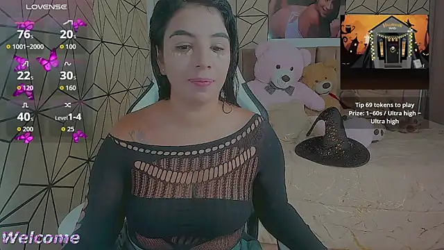 vane lopez  online show from October 2025 05:58:02 PM