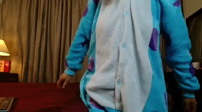 MINI Petite online show from January 2025 04:47:01 AM