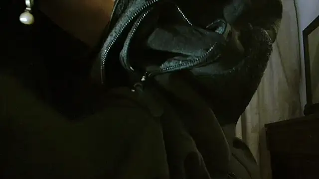 Snapshot of MINI_Petite chatting on January 2026 05:44:01 AM MINI Petite online show from January 2026 05:44:01 AM