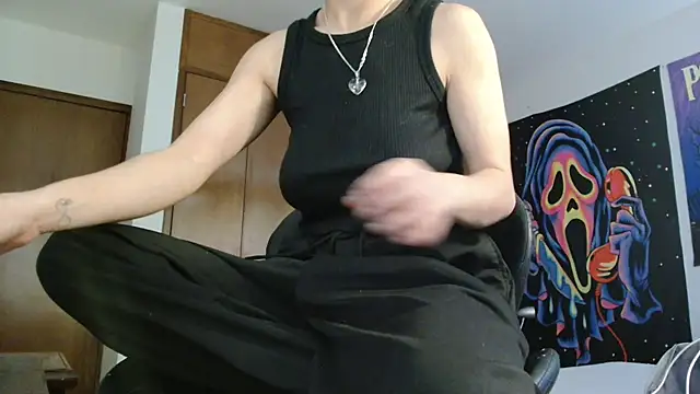 Snapshot of MINI_Petite chatting on February 2026 05:46:02 PM MINI Petite online show from February 2026 05:46:02 PM