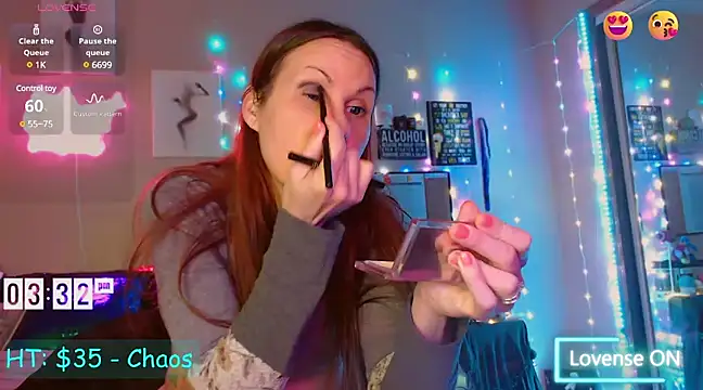 EmmaIsHere online show from March 2025 09:34:01 PM