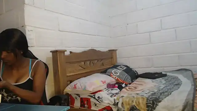 sexyjustin202 online show from September 2025 10:22:02 PM