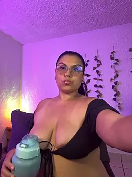 kittylu   online show from September 2025 03:32:01 AM