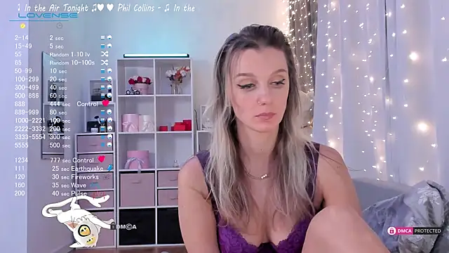 Snapshot of Karamelsw_ chatting on January 2025 04:44:01 AM Karamelsw online show from January 2025 04:44:01 AM