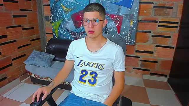 patrik 027 online show from February 2025 01:08:02 PM