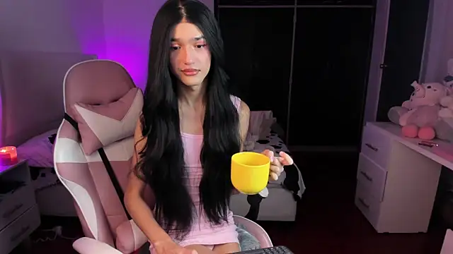 Snapshot of Ainhoads chatting on June 2026 08:29:02 AM Ainhoads online show from June 2026 08:29:02 AM