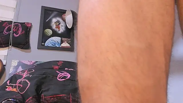 Snapshot of damn_fox chatting on December 2024 10:57:02 PM damn fox online show from December 2024 10:57:02 PM