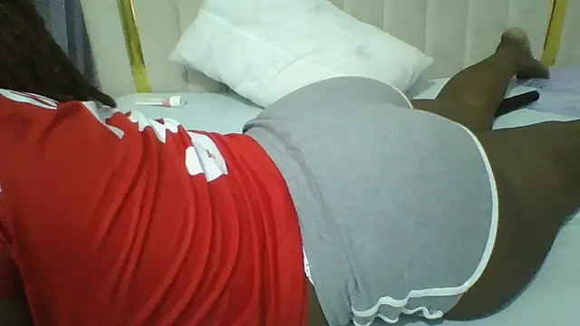 CuteJ online show from March 2026 05:19:02 PM