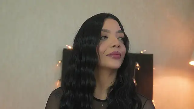 sarah hiill online show from April 2026 10:21:02 PM