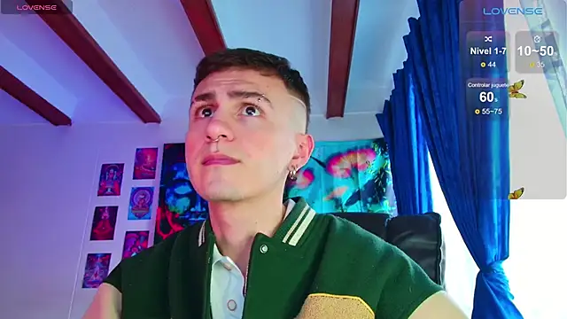 Snapshot of dimitri-bilak chatting on January 2025 10:32:02 PM dimitri-bilak online show from January 2025 10:32:02 PM