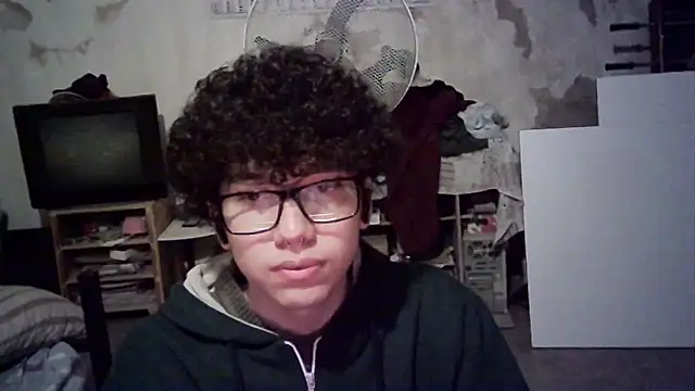 Emv2 online show from April 2026 12:45:01 AM