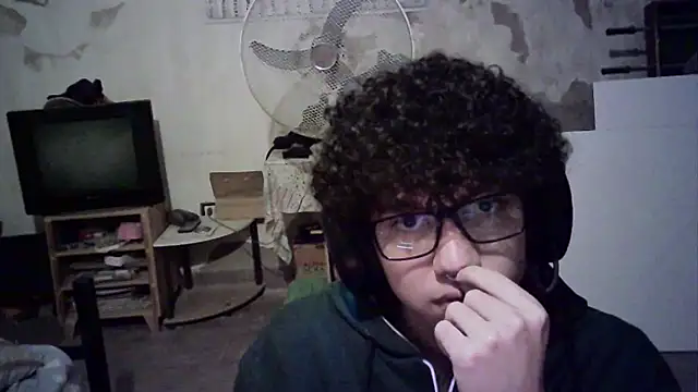 Emv2 online show from April 2026 04:19:01 AM