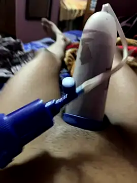 Sexyslimguyy online show from November 2025 12:27:02 PM