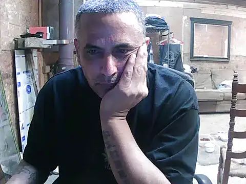 Snapshot of hardcok4u2abuse40 chatting on October 2025 11:38:02 PM hardcok4u2abuse40 online show from October 2025 11:38:02 PM