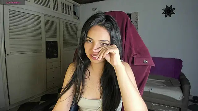 Miss Nicole online show from January 2025 01:58:01 AM