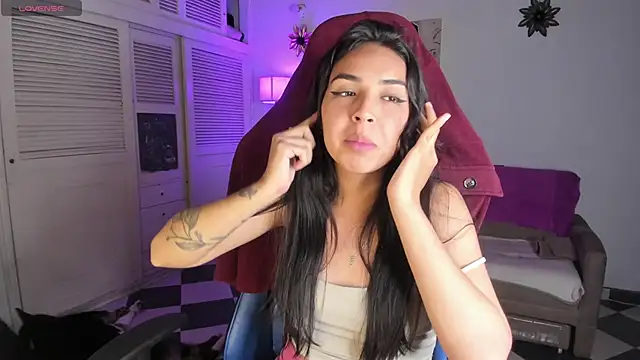 Miss Nicole online show from January 2025 05:08:02 AM