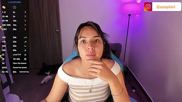 Miss Nicole online show from February 2026 12:36:01 AM