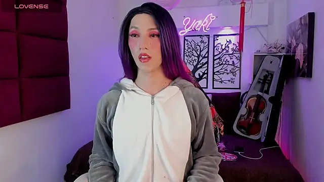 Snapshot of Yaki_Tai chatting on March 2025 02:01:02 PM Yaki Tai online show from March 2025 02:01:02 PM