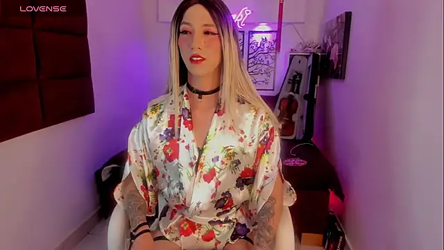 Snapshot of Yaki_Tai chatting on March 2025 06:33:02 AM Yaki Tai online show from March 2025 06:33:02 AM