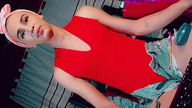 CharlotteBigCock online show from February 2025 03:21:01 PM