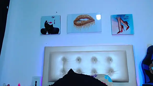 Jenng18 online show from December 2024 04:53:02 AM