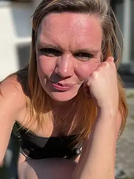 Suesse Schnitte online show from March 2025 09:01:02 AM