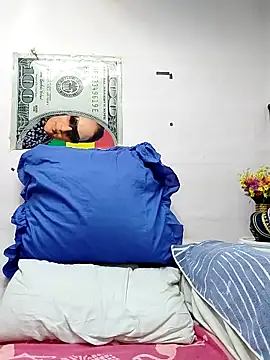 NWC4LYF online show from February 2025 08:50:01 AM