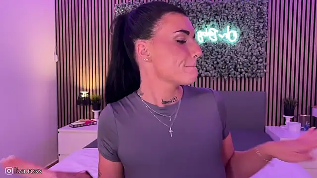 LizaRoxx online show from September 2025 08:43:01 PM