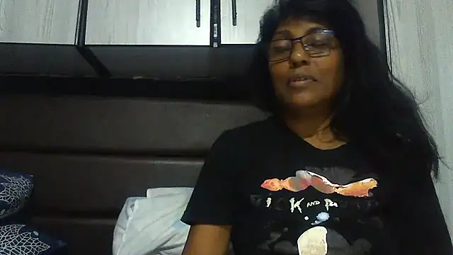 MsAttitude online show from March 2025 04:49:01 PM