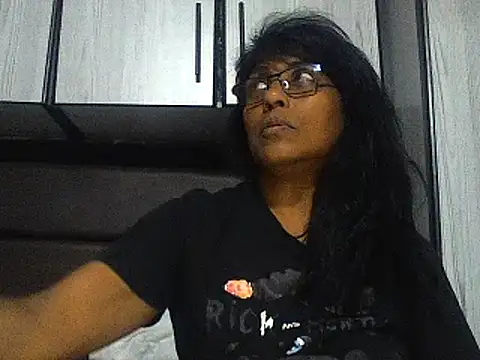 MsAttitude online show from March 2025 07:01:02 PM