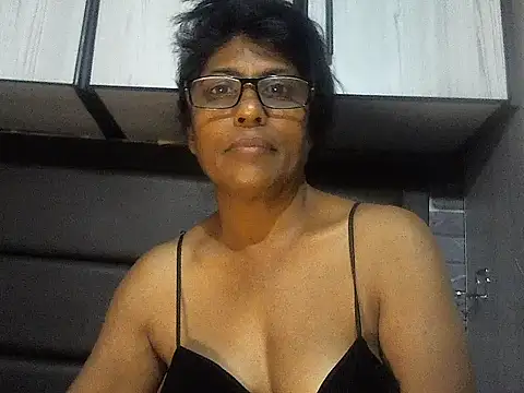 MsAttitude online show from September 2025 06:13:01 AM