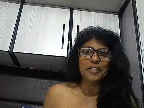 MsAttitude online show from September 2025 07:01:01 AM