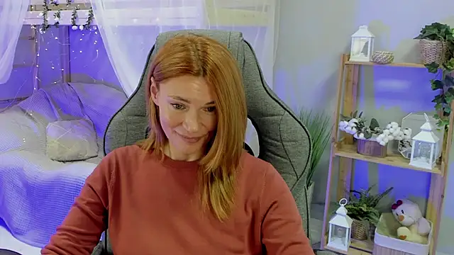 Snapshot of MistyBarnes chatting on November 2025 01:25:02 PM MistyBarnes online show from November 2025 01:25:02 PM