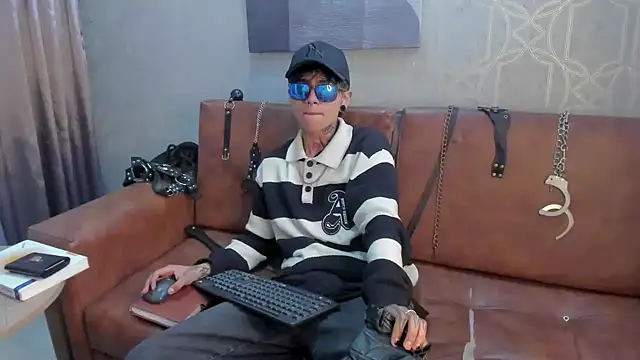 AcidMilo online show from December 2024 01:02:02 PM