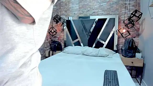 AcidMilo online show from December 2024 12:49:02 PM